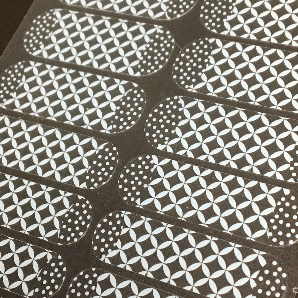 Jamberry White Diamonds & Dots Nail Wraps SBE Full